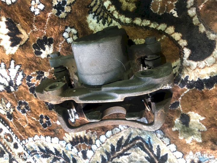 Суппорт на toyota chaser GX100 1GFE