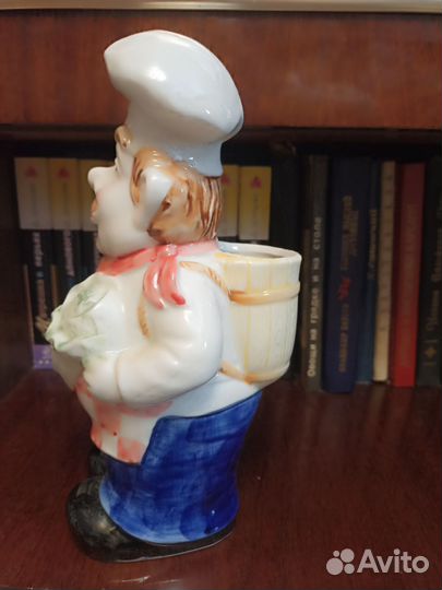 Статуэтка фарфор. Подставка под ложки. Подарки