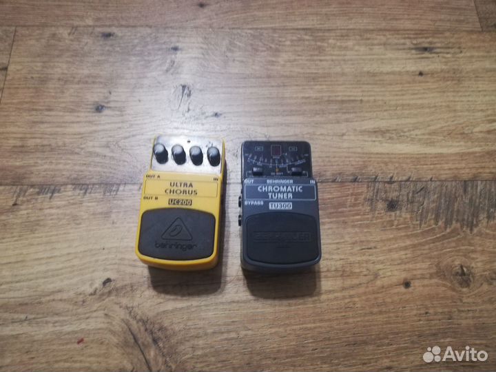 Гитарные педали Behringer Tuner, chorus UC