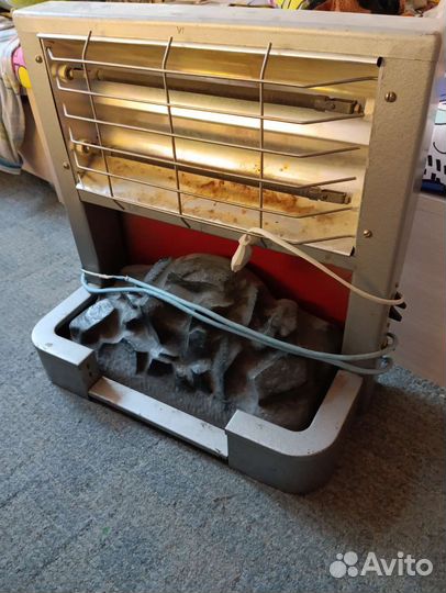 Электрокамин с эффектом пламени