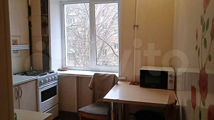4-к. квартира, 63 м², 2/5 эт.