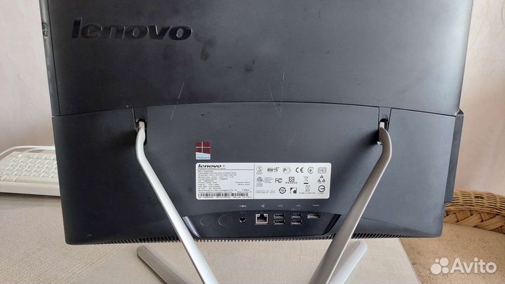 Продам Моноблок Lenovo C340