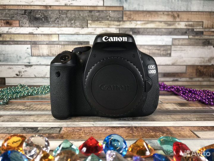 Canon EOS 600D kit 70-300mm 4-5.6 IS USM (A183)