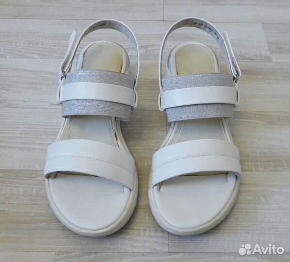 Босоножки женские летние / 39 / Carnaby