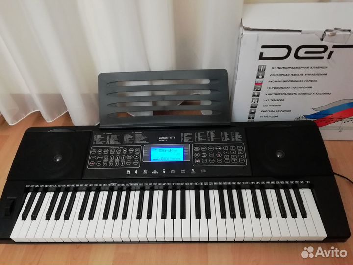 Зарезервирован Синтезатор denn DEK 612
