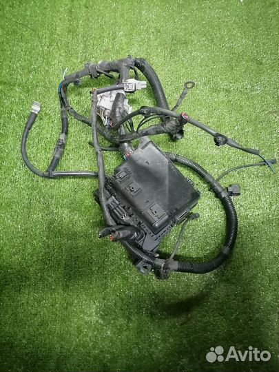 Блок предохранителей MR965734 Mitsubishi Outlander