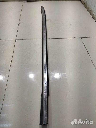 Уплотнитель стекла (передний, правый)