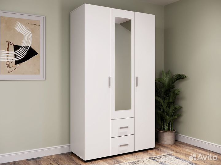 Шкаф 3-дверный с ящиками