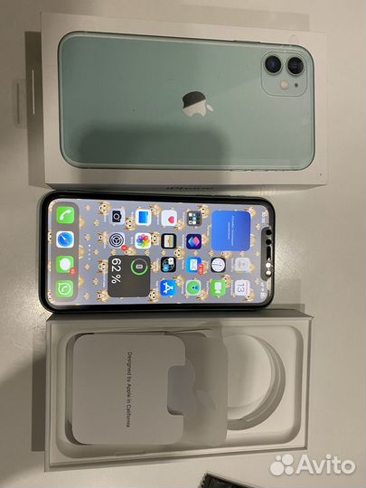 iPhone 11, 64 ГБ