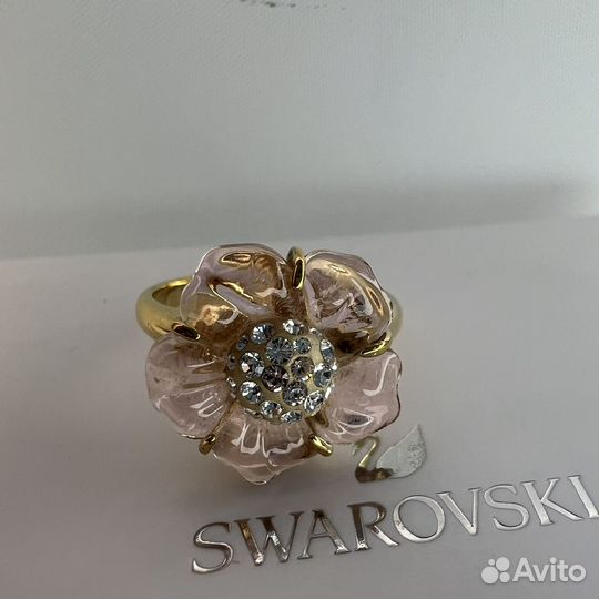 Swarovski копмлект пудровый