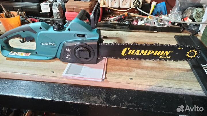 Электрическая цепная пила Makita UC4041A