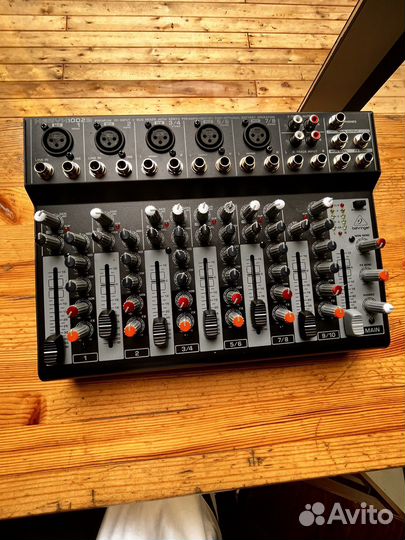 Behringer микшер пульт