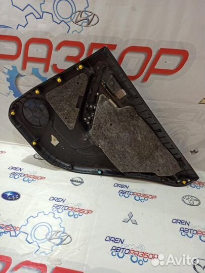 Обшивка боковой двери задняя левая Kia Cerato 2