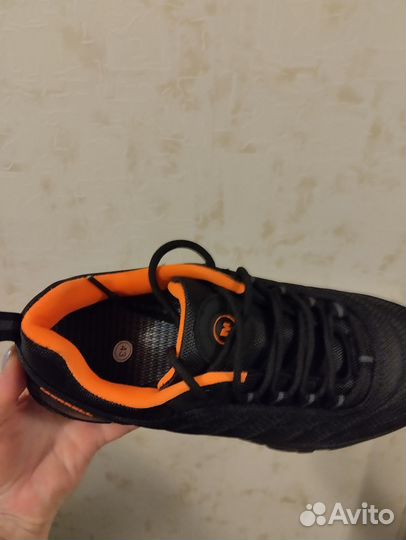 Кроссовки мужские