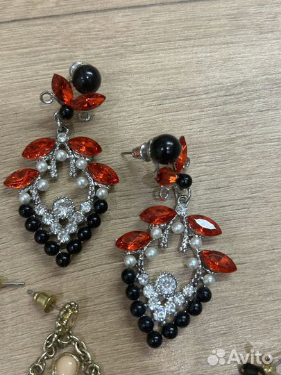 Бижутерия серьги, наборы браслетом