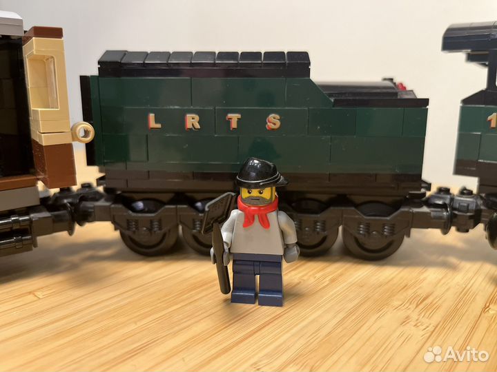 Поезд lego изумрудная ночь 10194