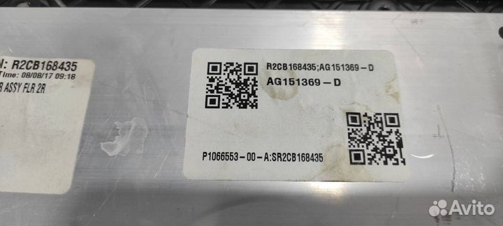 Салазки сиденья Tesla Model X 2017 1094701-00-A