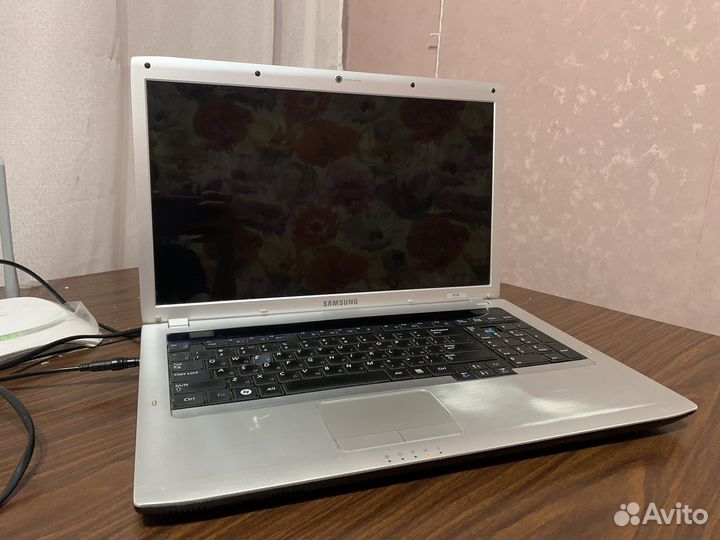 Ноутбук Samsung