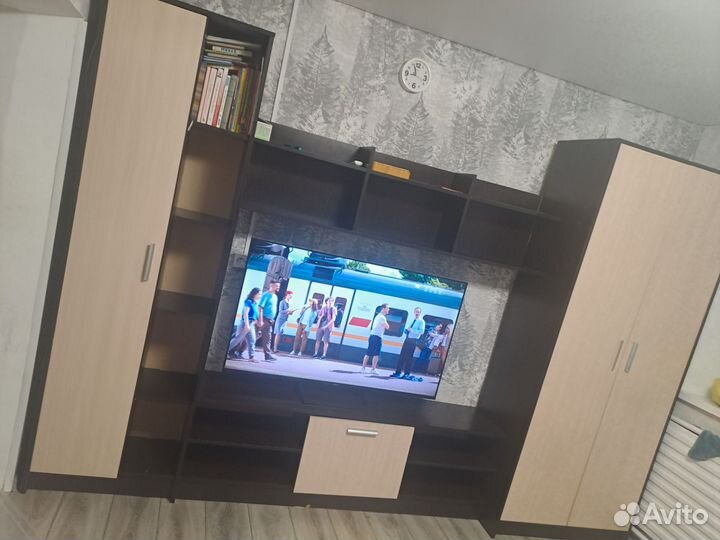 Стенка в гостиную со шкафом