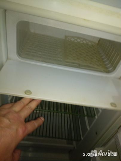 Холодильник бирюса