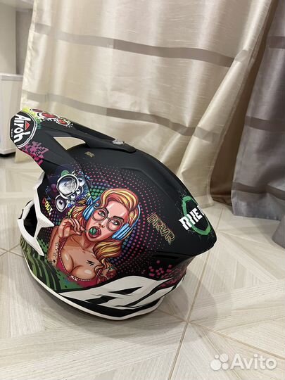 Кроссовый шлем airoh wraap и мотоботы acerbis