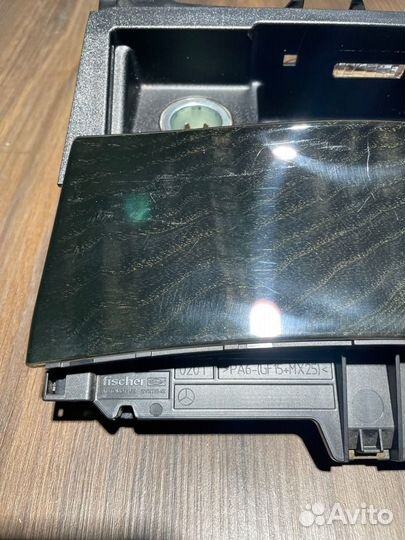 Пепельница передняя Mercedes-Benz C-Class W204