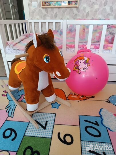 Лошадь качалка мягкая