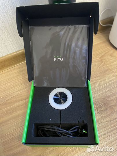 Вебкамера razer kiyo