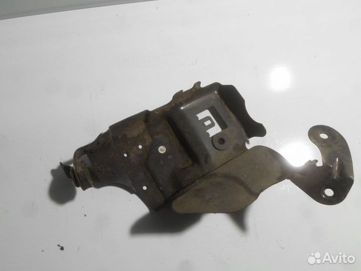 Кронштейн S-класс W221 (2005—2009) Mercedes-Benz