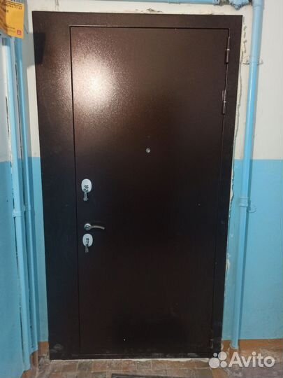 Металлическая дверь бу