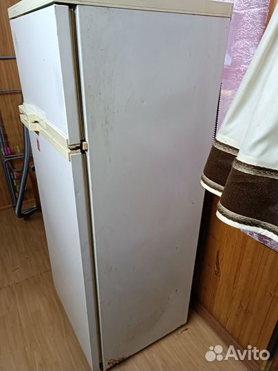 Холодильник атлант бу