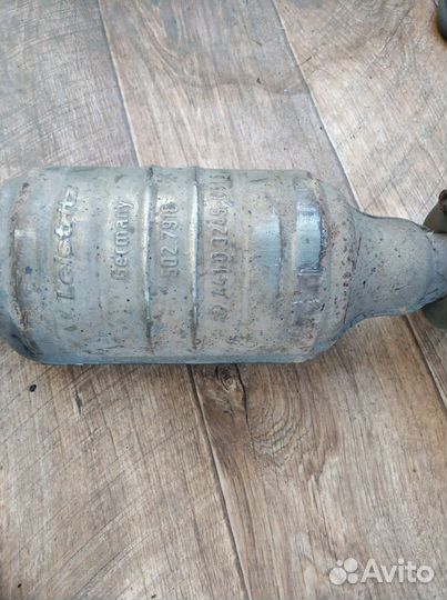 Резонатор, фары, разбор Шкода