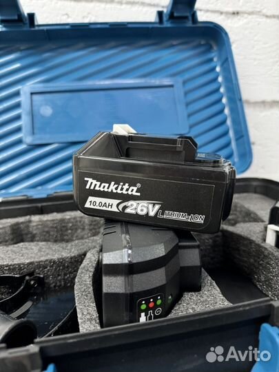 Аккумуляторная болгарка Makita 26V