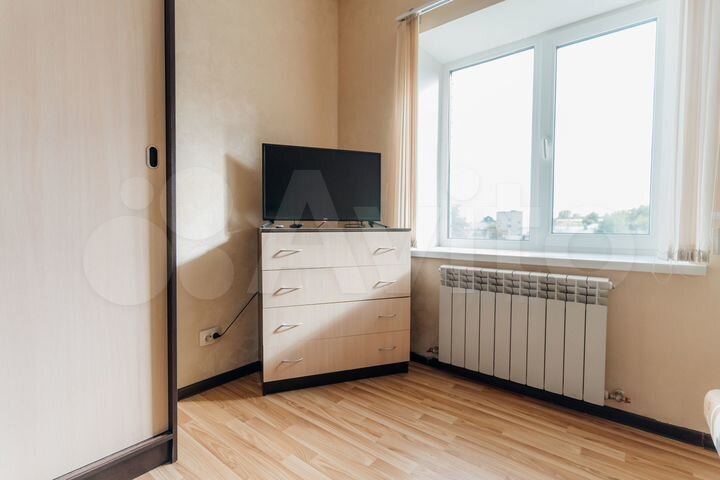 1-к. квартира, 42 м², 4/4 эт.