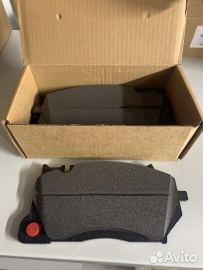 Колодки тормозные передние Porsche Cayenne 3