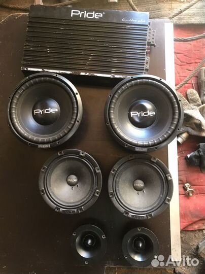 Комплект музыки в машину