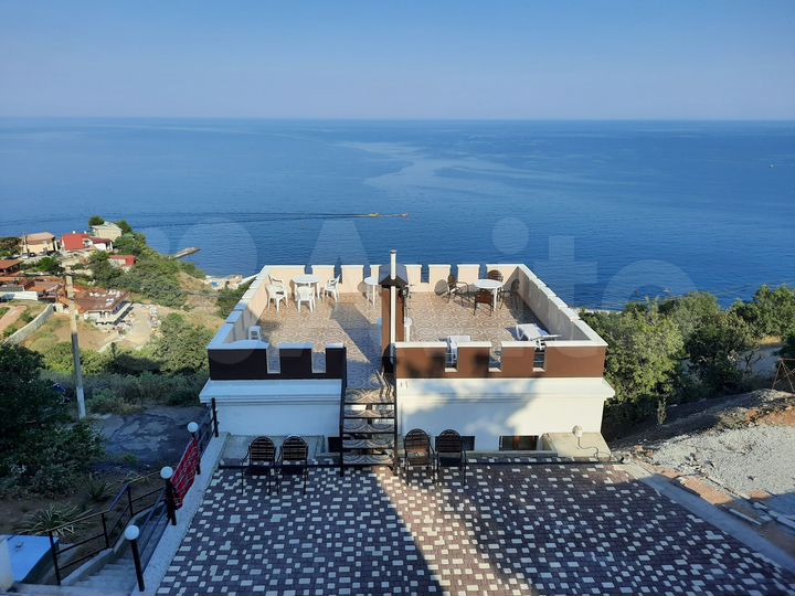 Комната 45 м², 2/3 эт.