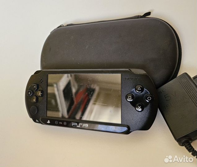 Прошитая PSP 64гб + 70 Игр + Чехол