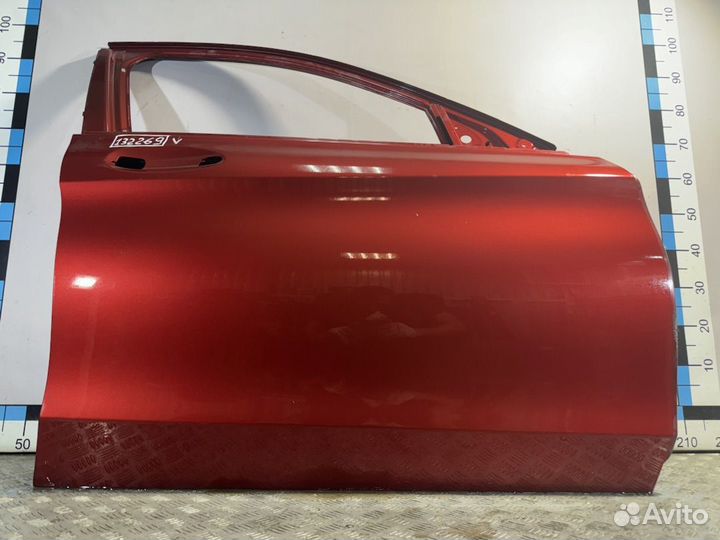 Дверь передняя правая Mercedes-Benz C-Class
