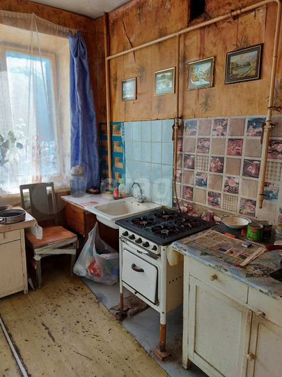 Комната 12,8 м² в 5-к., 2/4 эт.