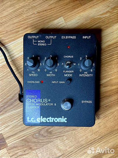 TC electronic stereo chorus. Гитарная педаль