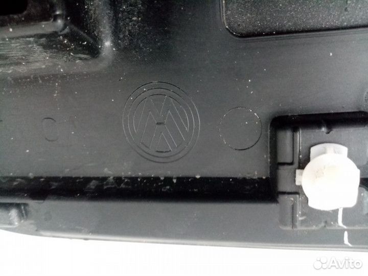 Молдинг передней левой двери Volkswagen Tiguan 2