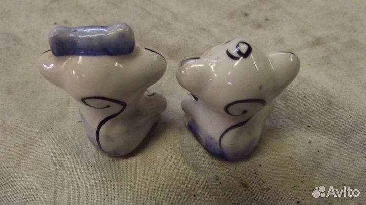 Фарфоровые фигурки 2 шт