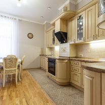 4-к. квартира, 132,5 м², 2/7 эт.