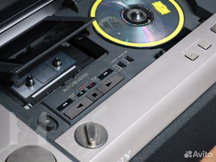 Музыкальный центр Sony Celebrity D-2010