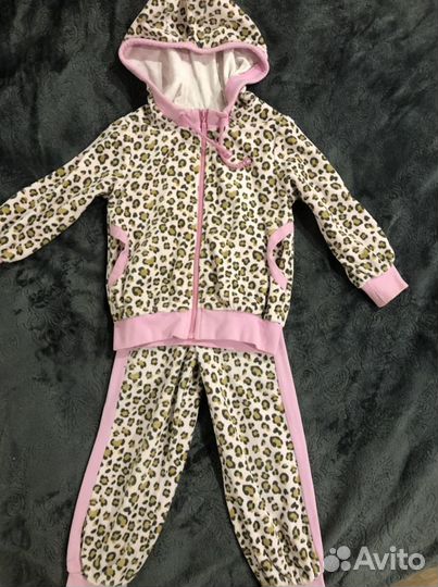 Спортивный костюм для девочки на 2 года