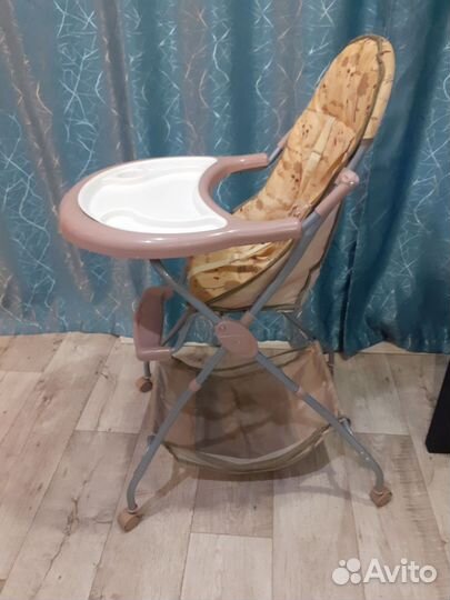 Стульчик для кормления