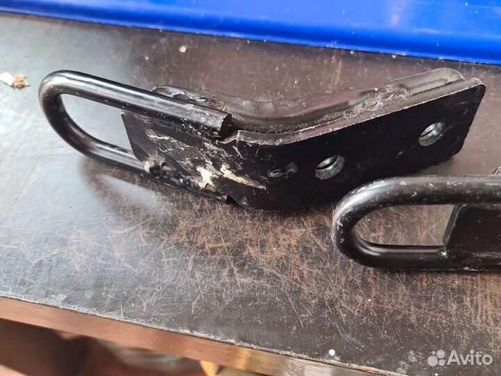 Продам буксировачные кронштейны новые