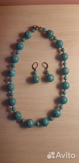 Бусы из натуральных камней