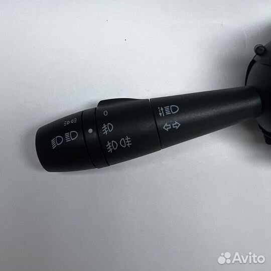 8201167981 подрулевой переключатель левый